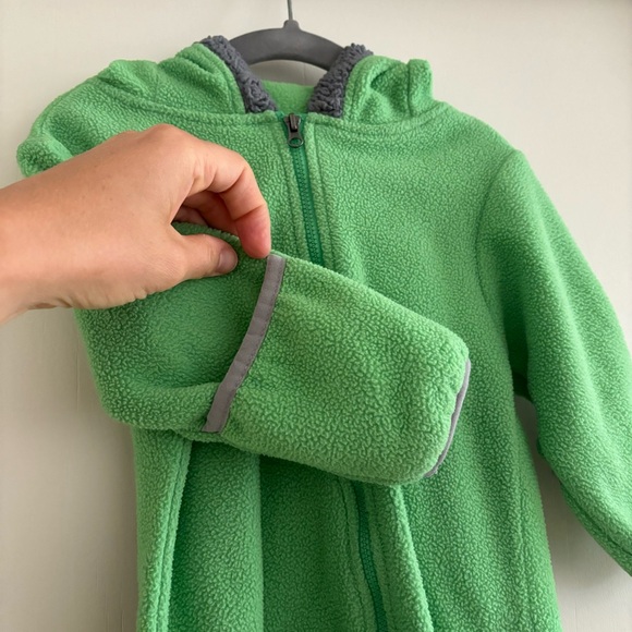 Cuddle Club Fleece Baby Bodysuit – Infant One Piece Hooded Romper - Outerwear - Picture 6 of 15